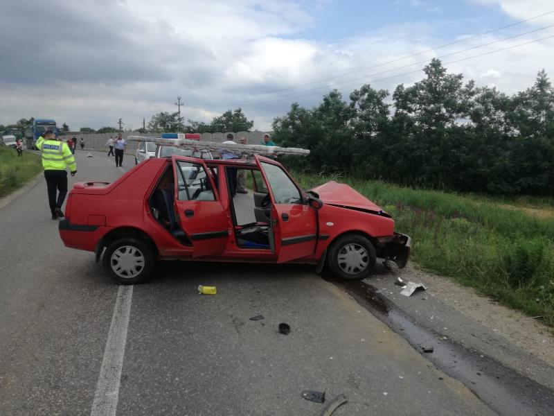 Accident rutier la intrarea în localitatea Zăbrani