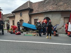 Un grav accident de circulație a avut loc pe DN1. Trei persoane au fost grav rănite