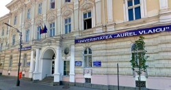 A început înscrierea la Universitatea „Aurel Vlaicu” din Arad