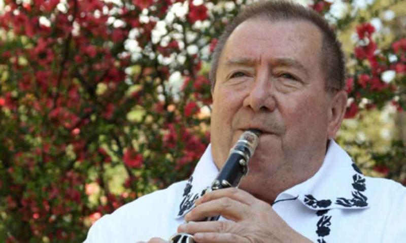 Cântărețul de muzică populară Dumitru Fărcaș a murit