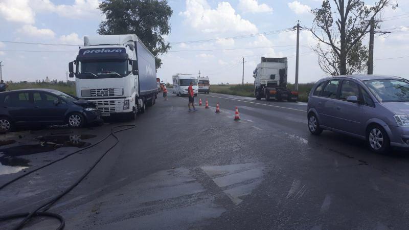 Grav accident rutier pe DN 7 la ieșire din Arad spre Pecica