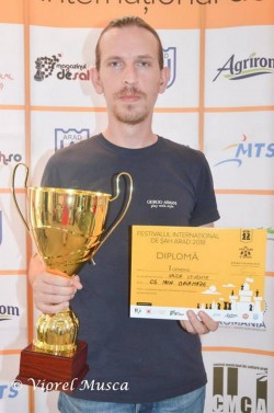 Marele maestru Levente Vajda câștigă triumfal openul Arad 2018