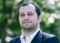 Razvan Cadar: Deputatul Căprar sare să apere abuzurile PSD în loc să lupte pentru Arad