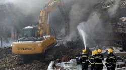 Incendiu puternic într-un hotel din China. Cel puțin 18 persoane și-au pierdut viața