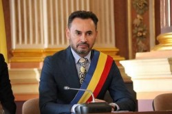 Dacă veți întreba directorii de grădinițe și școli, veți vedea că nu mai au bani pentru cheltuieli materiale 