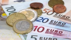 Vești proaste pentru românii cu credite! Euro, la cel mai mare nivel din ultimele şapte săptămâni!