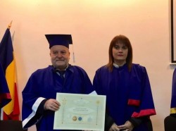 Academicianul Lucian Liviu Albu , Doctor Honoris Causa al universității arădene „Aurel Vlaicu”
