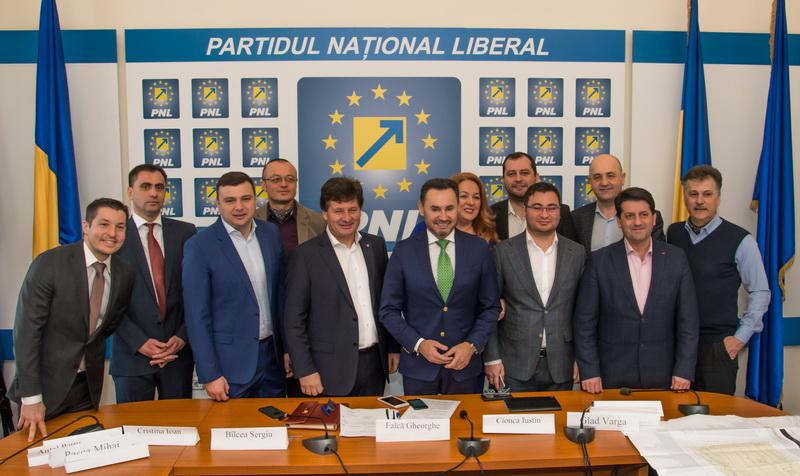 Gheorghe Falcă : „Dăm startul campaniei de strângere de semnături pentru alegerile europarlamentare!”