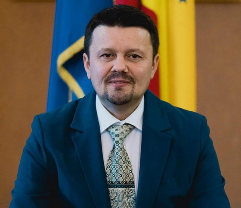 Ionel Bulbuc : „Nici măcar Ministerul Educației nu o mai vrea pe Anca Stoenescu la ISJ Arad”