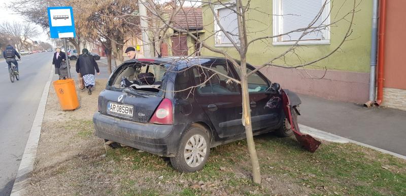 Accident rutier în Arad, la intersecția străzii Oituz cu Liviu Rebreanu