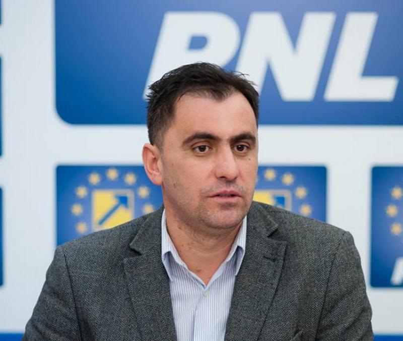 Ioan Cristina: „Autorităţile publice locale sunt jefuite şi lăsate fără resurse financiare necesare dezvoltării”