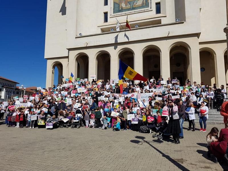 Marşul pentru viaţă 2019 s-a desfăşurat şi  în Arad