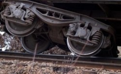 Un tren de marfă care circula pe ruta Curtici-Giurgiu Nord a deraiat în județul Hunedoara