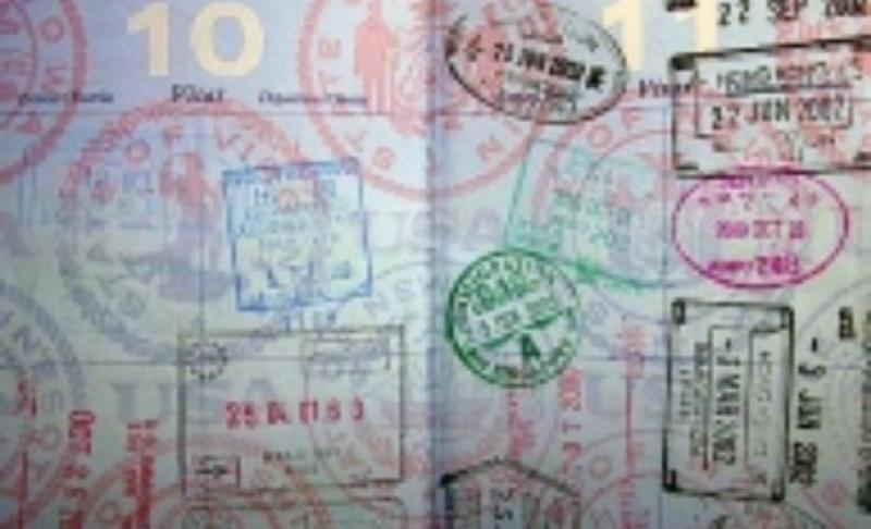 Pașapoartele se schimbă. Cum vor arăta ele