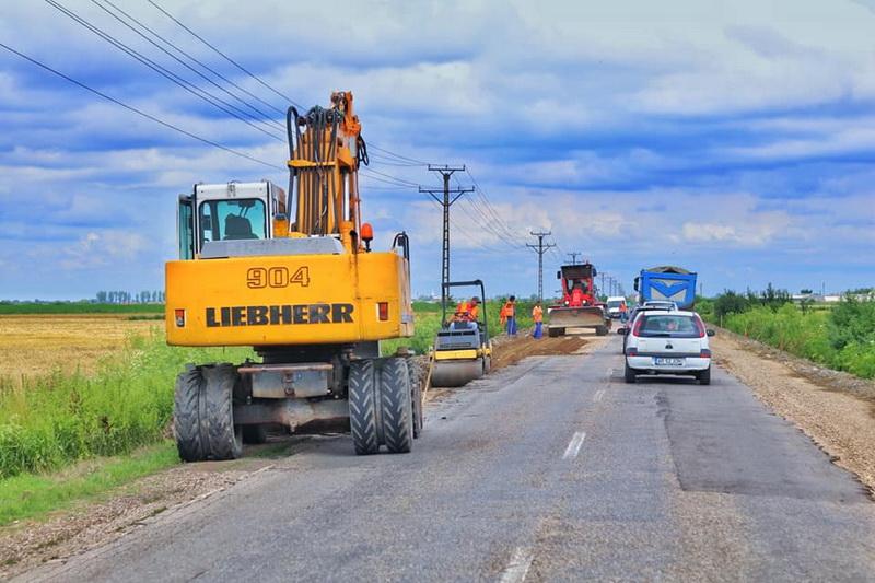 Drumul județean Grăniceri – Pilu intră în reabilitare