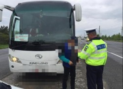 Șoferii care transportă persoane au fost verificați de către polițiștii arădeni