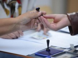 România votează! Prezența la europarlamentare la ora 15 