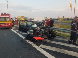 Tragedie pe autostrada A1! Doi oameni au murit și doi copii se află în comă după un impact violent cu un autoturism care circula pe CONTRASENS

