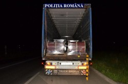 Un arădean a fost prins că ar fi furat bobine de cupru în valoare de 5.000 de euro în timp ce le transporta ilegal

