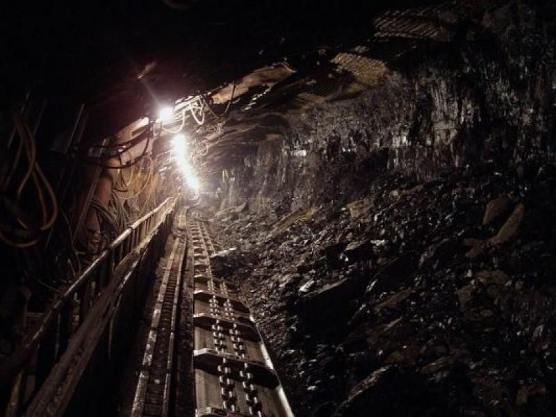 Exploatări miniere ilegale la Lipova