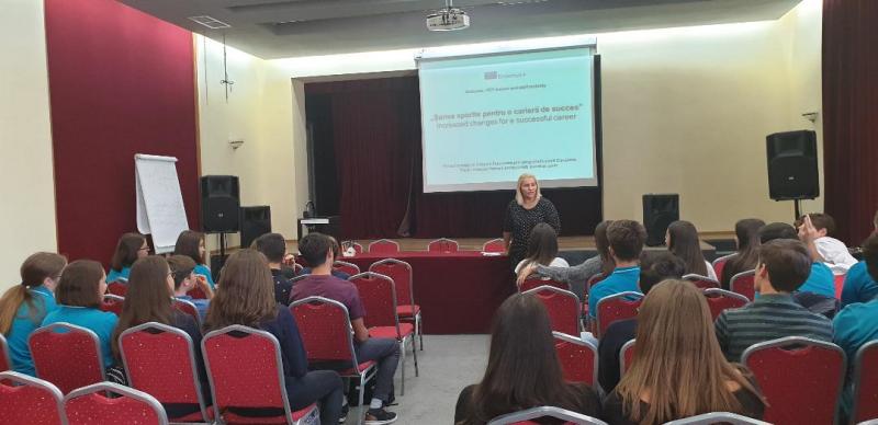 Colegiul Naţional „Preparandia –Dimitrie Țichindeal”, câştigătorul proiectului Erasmus+ „Șanse sporite pentru o carieră de succes” 