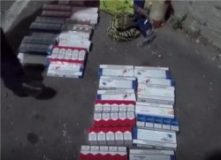 Nu mai puțin de 341 de pachete cu țigări netimbrate au fost confiscate de jandarmi de la o arădeancă