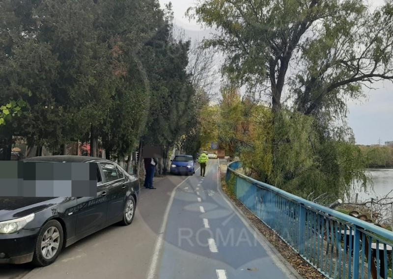 Poliţia Locală a făcut “curat” pe malul Mureşului. Bizonii parcaţi pe pistele de biciclete sancţionaţi