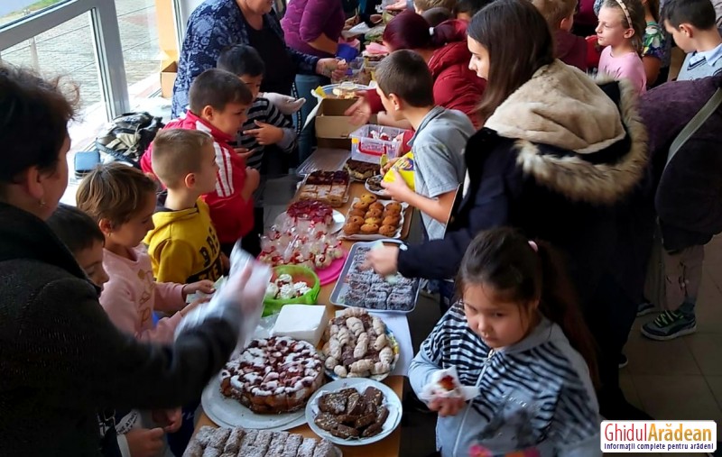 Ziua Cake Day la Liceul cu Program Sportiv Arad. VEZI FOTO