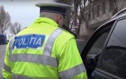 Polițiștii arădeni au reținut 25 de permise în doar 48 de ore