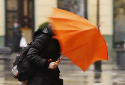 Alertă ANM: Cod galben de vreme severă imediată în județul Arad 
