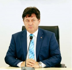 Iustin Cionca: „Situația drumului județean Arad-Șiria-Pâncota trebuie să determine o schimbare la nivel național, în favoarea administrațiilor locale!”

