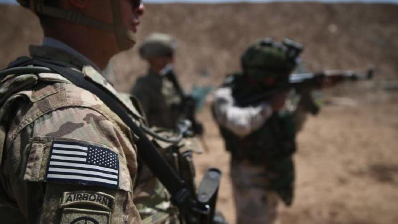 Parlamentul Irakian a votat pentru expulzarea militarilor americani din ţară