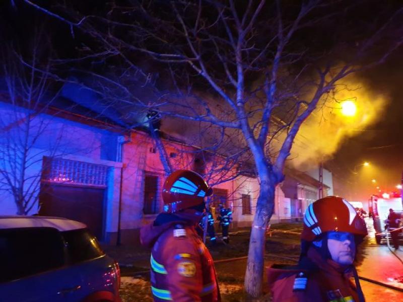 TRAGEDIE la Timișoara, unde 4 frățiori au ars de vii