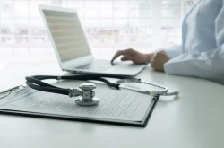 Se schimbă regulile de acordare a concediului medical?