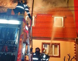 Casa cântăreței Sorina Manelista din Timișoara a luat FOC miercuri noaptea