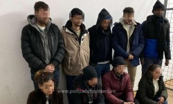 Nouă cetăţeni din Egipt, Siria, Irak şi Somalia călăuziţi de doi români opriți la Vama Nădlac
