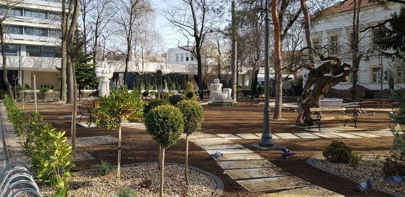 Parcul Buda Bujor din centrul Aradului aproape de finalizare