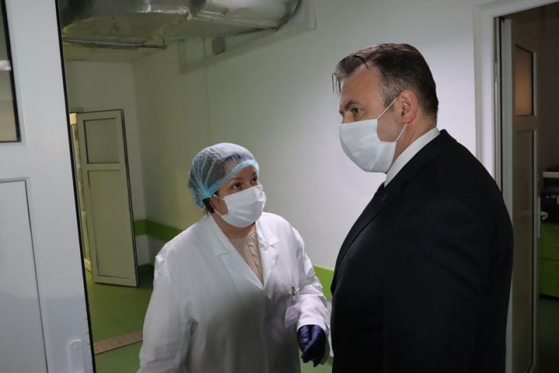 Ministrului Sănătății, Nelu Tătaru, așteptat la Arad în cursul zilei de joi