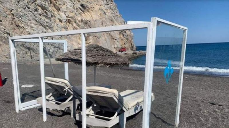 Au apărut primele imagini de pe o plajă din Grecia pe timp de Covid-19