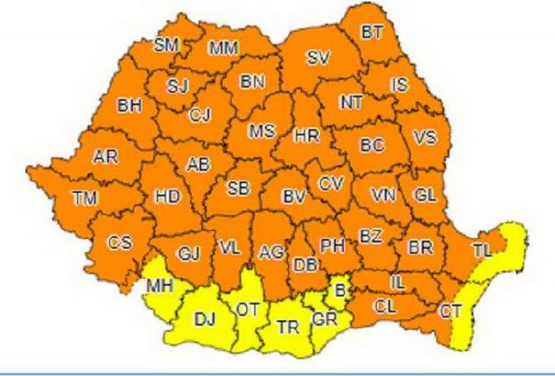 Aradul sub avertizare de Cod Portocaliu de ploi abundente grindină şi vijelii și Cod Galben de inundații !