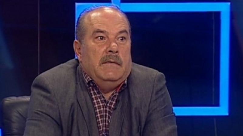 Din ciclul: ”Ciolaniada”, traseistul politic Calimente îi “pupă inelul” lui Fifor