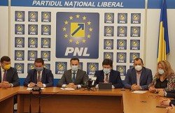 Încep discuţiile unei coaliţii între PNL şi USR la Arad, iar USR are şansa să primească un post de viceprimar!