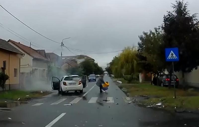 Accident în Pârneava. L-a luat în plin deși nu avea prioritate