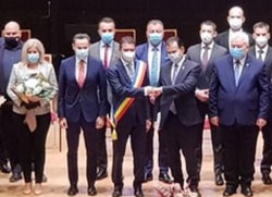 Primarul Aradului, Călin Bibarţ, şi noii consilieri municipali au depus jurământul