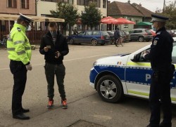 239 de sancţiuni contravenţionale într-o singură zi au scris polițiștii arădeni pentru nerespectarea măsurilor anti-Covid