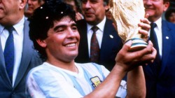 Maradona  a încetat din viaţă miercuri, la vârsta de 60 de ani!