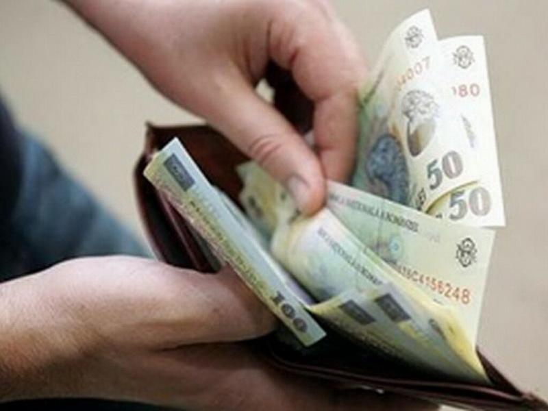 Cresc salariile de la 1 ianuarie. Guvernul a încheiat negocierile cu patronatele şi sindicatele