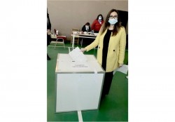 Patricia Dinga: „Am votat pentru a oferi o şansă generaţiei schimbării”