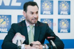 Falcă: “Cred că dl Barna confirmă că a greșit când a încercat să impună numirea lui ca președinte al Camerei Deputaților” 