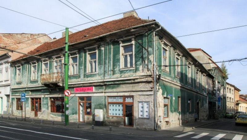 Consiliul Județean vrea să preia Teatrului Vechi (Hirschl) din Piaţa Avram Iancu!